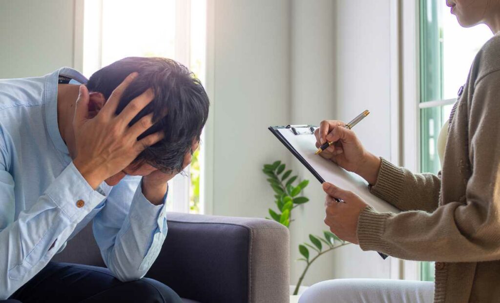 How Is A Psychologist Different From A Therapist