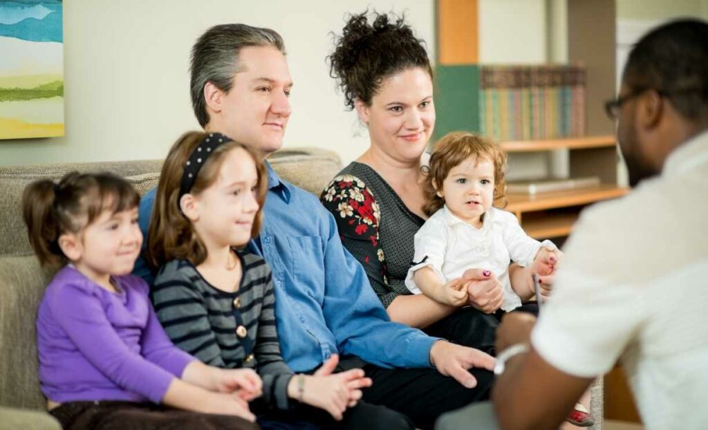 How To Choose Communication Therapy For Your Family?