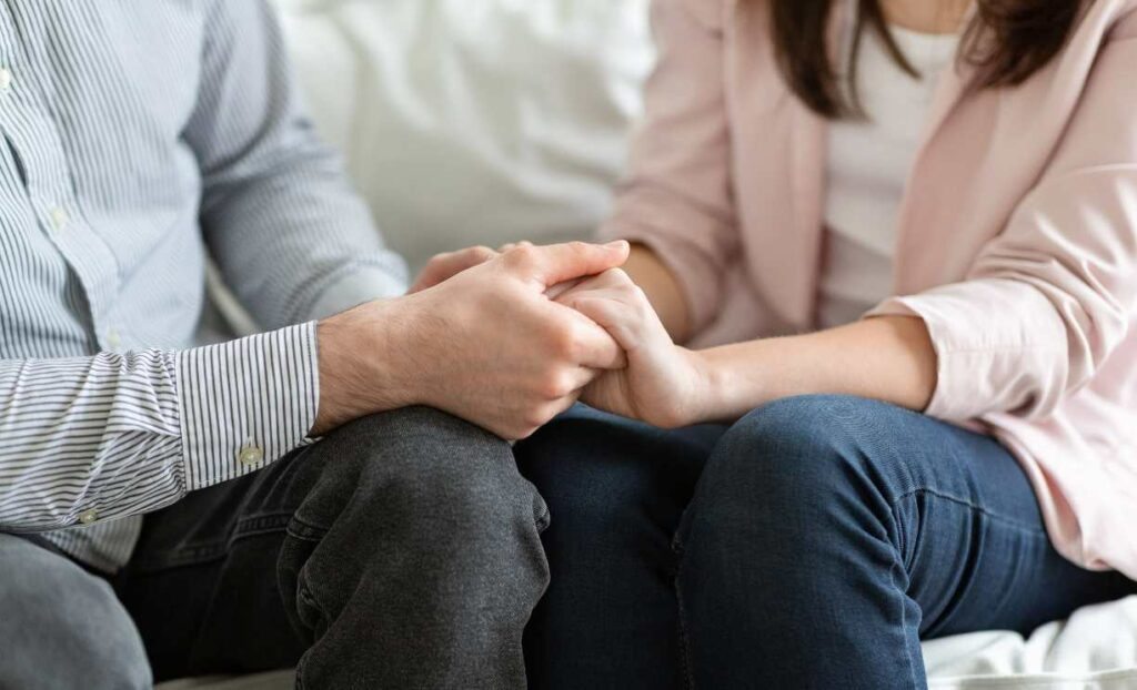 Online Marriage Counseling vs. Traditional Marriage Counseling