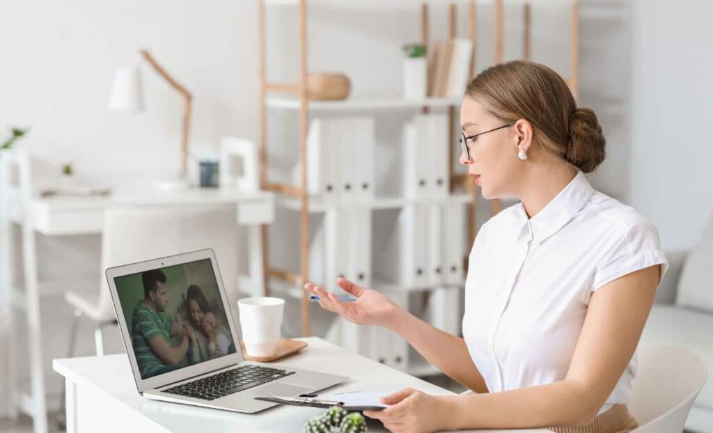 Considerations When Choosing An Online Psychologist